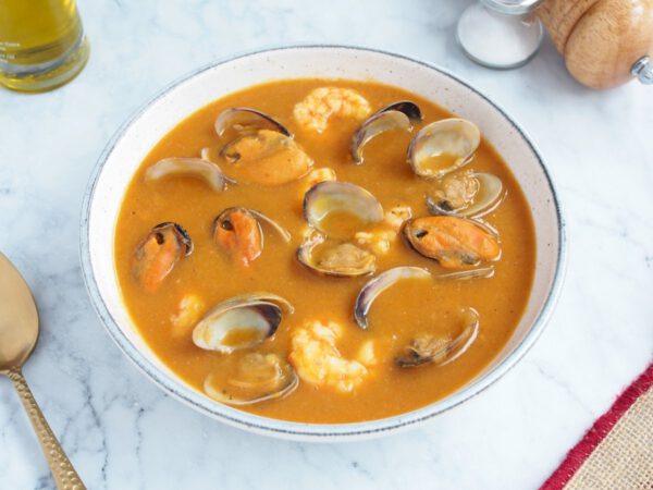Consomé de mariscos